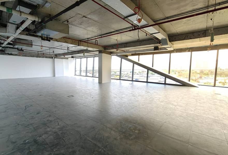 7 Office Space I Dubai Frame View I Prime Location — photo 7