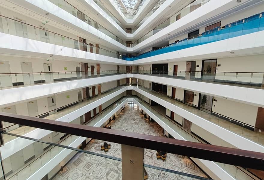 8 Office Space I Dubai Frame View I Prime Location — photo 8