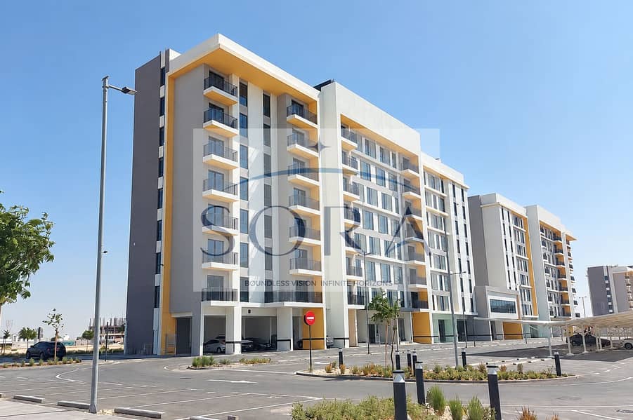 Modern Apartment Complex in Daylight. png Modern Apartment Complex in Daylight. png