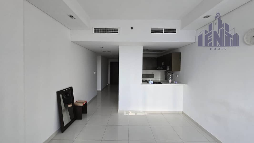 Квартира в Дубай Силикон Оазис,Топаз Резиденс, 1 спальня, 55000 AED - 16701640 Квартира в Дубай Силикон Оазис,Топаз Резиденс, 1 спальня, 55000 AED - 16701640