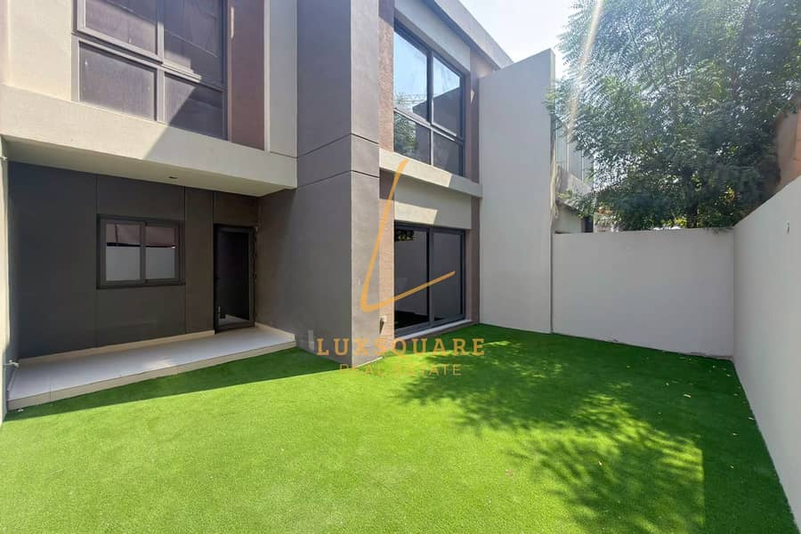 Villa en Dubai South,Residential District,The Pulse,The Pulse Villas, 3 dormitorios, 135000 AED - 16702687 Villa en Dubai South,Residential District,The Pulse,The Pulse Villas, 3 dormitorios, 135000 AED - 16702687