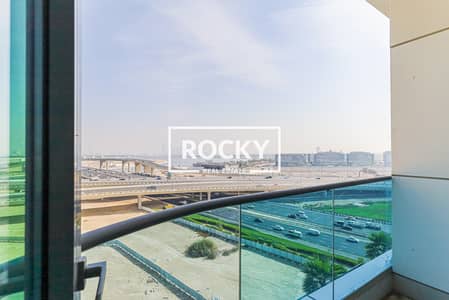 1 Bedroom Apartment for Rent in Business Bay, Dubai - The Bay Tower - 413 (5 of 11). JPG