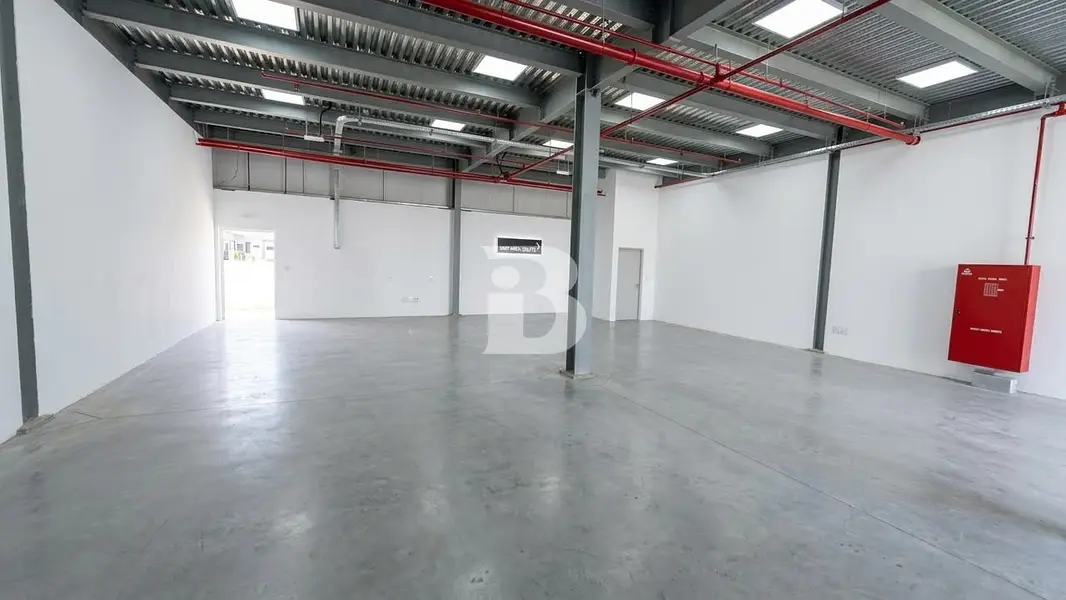 premium Warehouses for Sale RM (No Agents)- al quoz 3