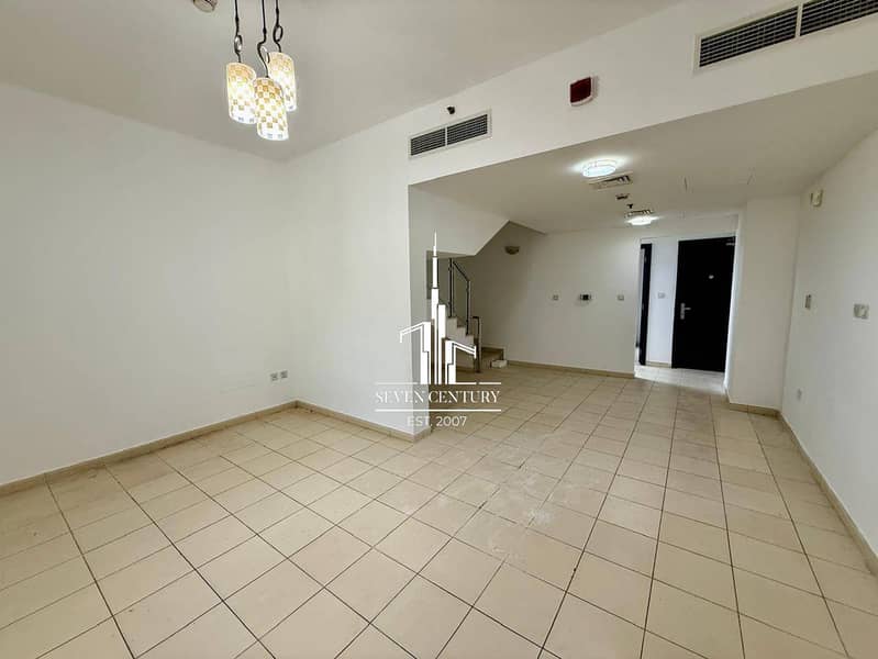 Rijwoning in Jumeirah Village Circle (JVC),JVC District 15,Seasons Community,Summer,Summer 1 Block A, 4 slaapkamers, 141000 AED - 16703376 Rijwoning in Jumeirah Village Circle (JVC),JVC District 15,Seasons Community,Summer,Summer 1 Block A, 4 slaapkamers, 141000 AED - 16703376
