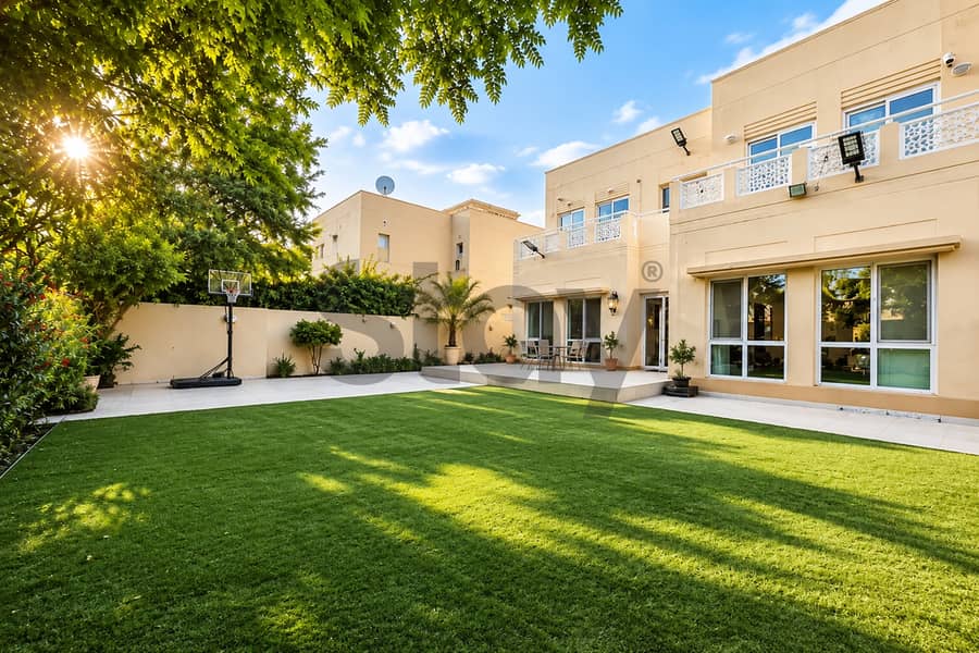 Villa à The Meadows,The Meadows 1, 5 chambres, 12000000 AED - 16703568 Villa à The Meadows,The Meadows 1, 5 chambres, 12000000 AED - 16703568