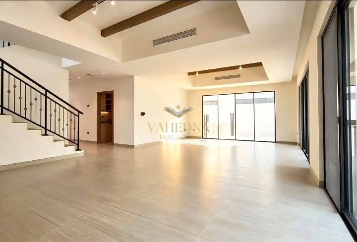 Casa adosada en DAMAC Lagoons,Santorini, 6 dormitorios, 420000 AED - 16703682 Casa adosada en DAMAC Lagoons,Santorini, 6 dormitorios, 420000 AED - 16703682