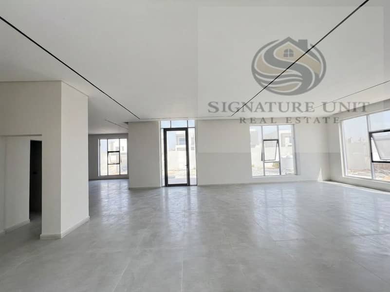 Villa in International City Phase 2 (Warsan 4), 4 schlafzimmer, 280000 AED - 15229207 Villa in International City Phase 2 (Warsan 4), 4 schlafzimmer, 280000 AED - 15229207