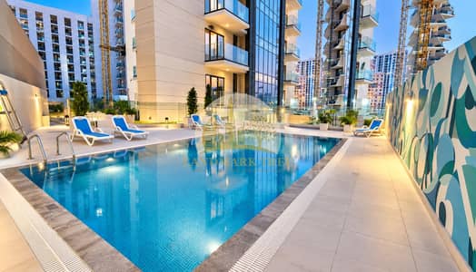 Appartement de 1 chambre à à louer à Jumeirah Village Circle (JVC), Dubai - Twilight Luxury Pool Courtyard. png Appartement de 1 chambre à à louer à Jumeirah Village Circle (JVC), Dubai - Twilight Luxury Pool Courtyard. png