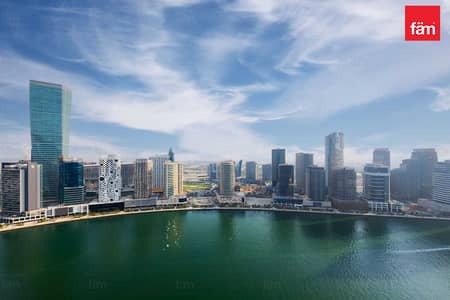 2 Bedroom Flat for Sale in Business Bay, Dubai - Exclusive | High Floor | Corner Unit | Canal View
