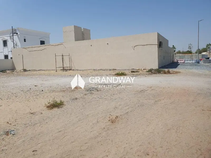 Leasehold Sale| Residential usage | Prime Location