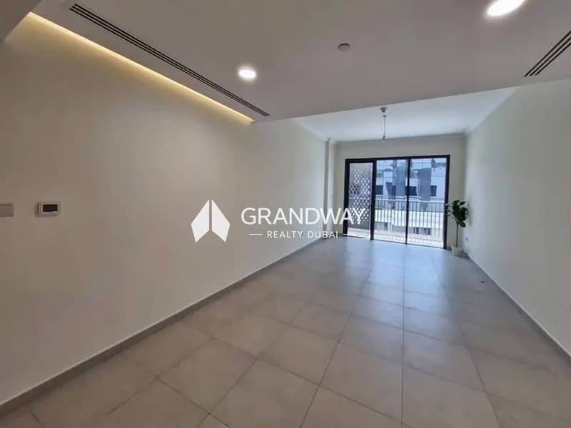 6 Luxury 3BR | Contemporary Living | Mirdif — photo 6