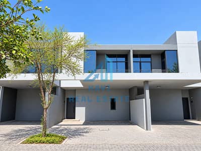 3 habitaciones Townhouse para en Alquiler en Tilal City, Sharjah - 26B3BFD3-CAAB-4405-8D3F-1B52D535423C. png 3 habitaciones Townhouse para en Alquiler en Tilal City, Sharjah - 26B3BFD3-CAAB-4405-8D3F-1B52D535423C. png