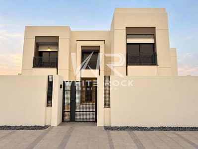 6 habitaciones Villa para en Alquiler en Al Shamkha, Abu Dhabi - Villa en Al Shamkha,Al Reeman 1, 6 dormitorios, 315000 AED - 16706812 6 habitaciones Villa para en Alquiler en Al Shamkha, Abu Dhabi - Villa en Al Shamkha,Al Reeman 1, 6 dormitorios, 315000 AED - 16706812