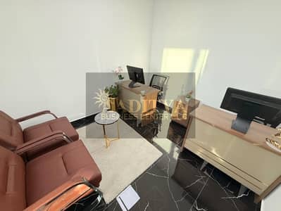 Office para en Alquiler en Bur Dubai, Dubai - 2b0fd3aa-c02e-4c29-b3f5-24ac78387b20. jpg Office para en Alquiler en Bur Dubai, Dubai - 2b0fd3aa-c02e-4c29-b3f5-24ac78387b20. jpg