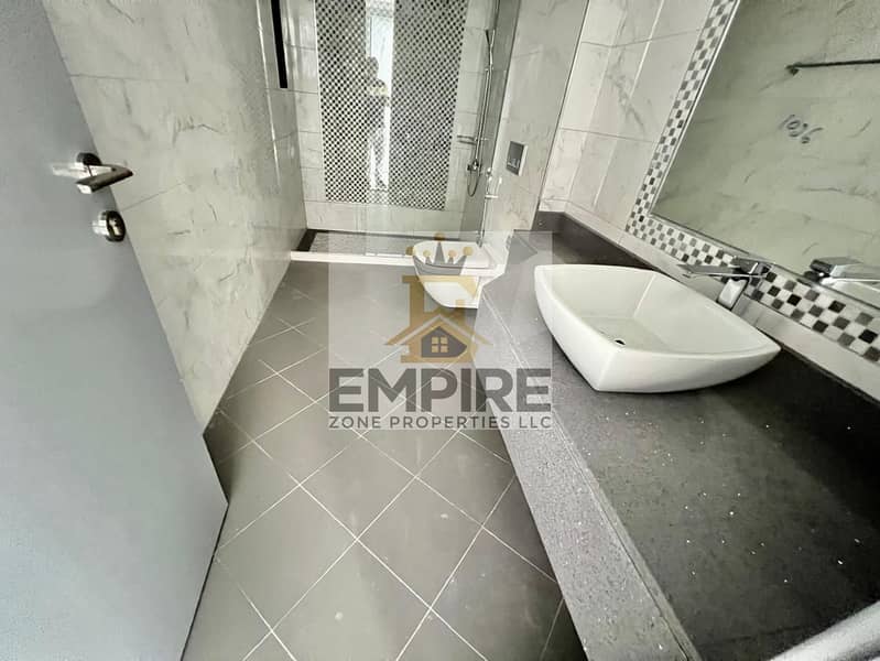 19 fd875baf-7e3d-4feb-9355-31e4ef0f1c7d. jpg