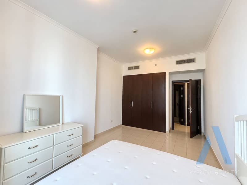 7 Bright Minimalist Bedroom Interior. png