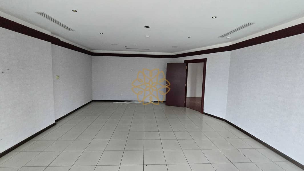 3 61837. jpg