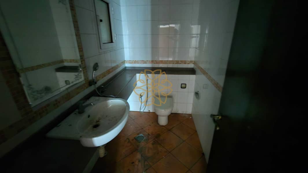 5 61850. jpg