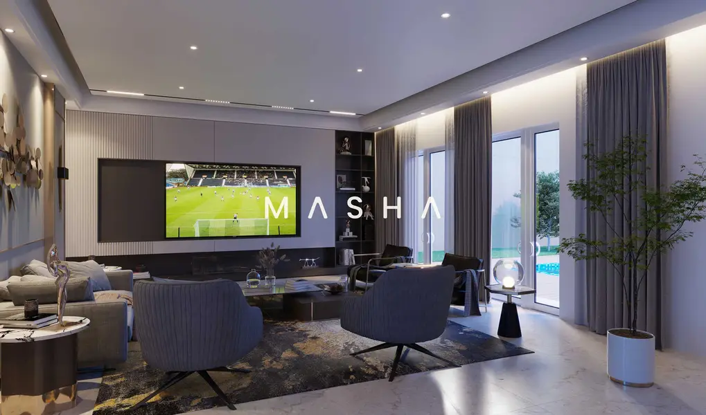 Distress | Excellent location | Lush Garden & Private Pool