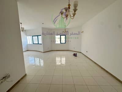 2 Bedroom Apartment for Rent in Al Majaz, Sharjah - WhatsApp Image 2026-10-01 at 5.50. 07 PM. jpeg 2 Bedroom Apartment for Rent in Al Majaz, Sharjah - WhatsApp Image 2026-10-01 at 5.50. 07 PM. jpeg