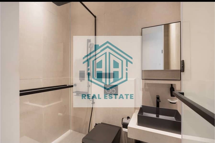 7 d8fbe410-b241-439e-bb91-143bce439fc0. jpg
