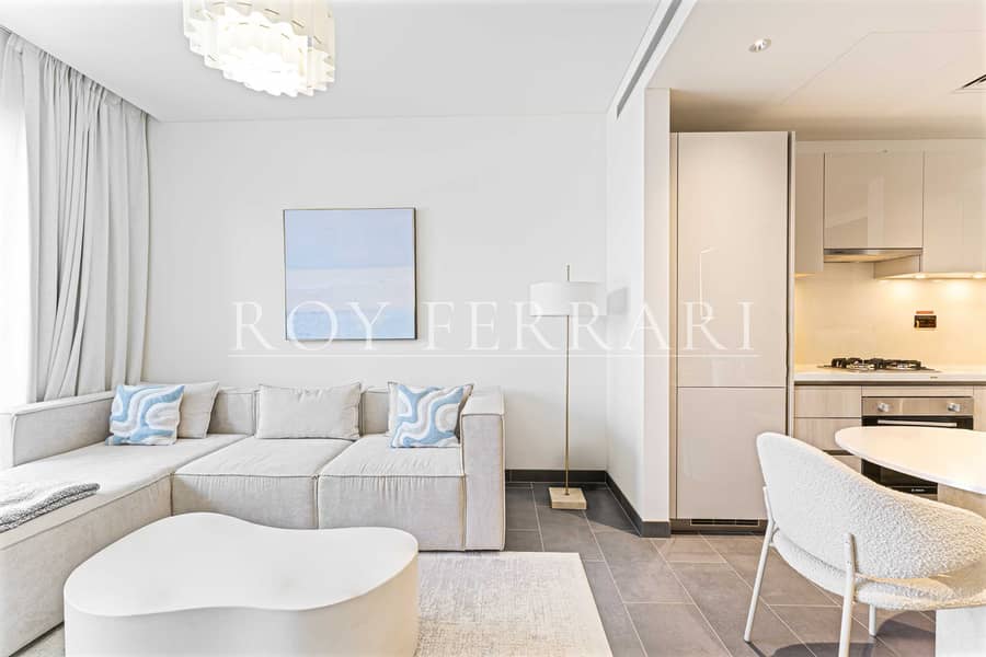 3 02_Living_room_sofa. jpg
