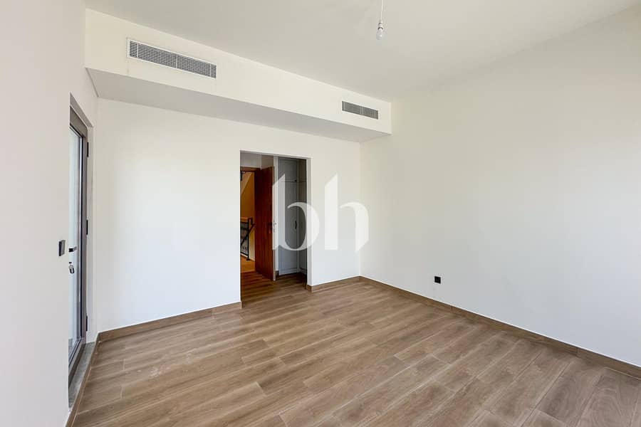 8 images image img