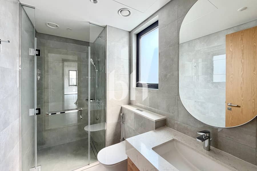 17 images image img