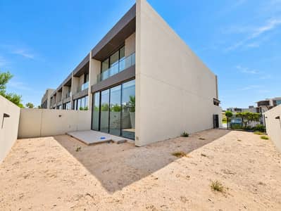 3 Slaapkamers Townhouse te Koop in Nad Al Sheba Gardens, Dubai - Rijwoning in Nad Al Sheba Gardens，Nad Al Sheba Gardens 2, 3 slaapkamers, 6000000 AED - 16710673