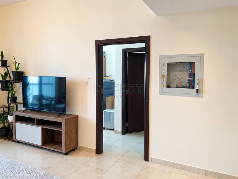 5 Image 5