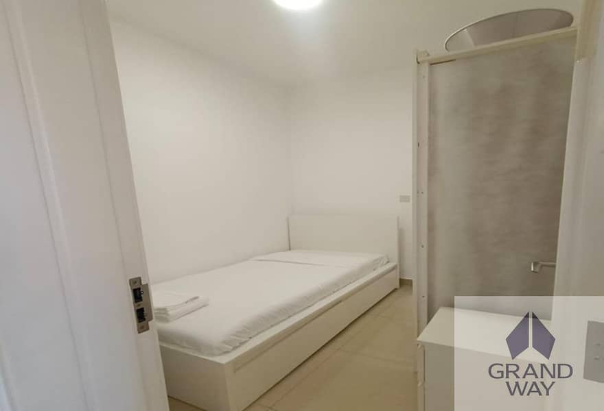 12 Spacious 2BR | Close to Metro I Prime Location — photo 12