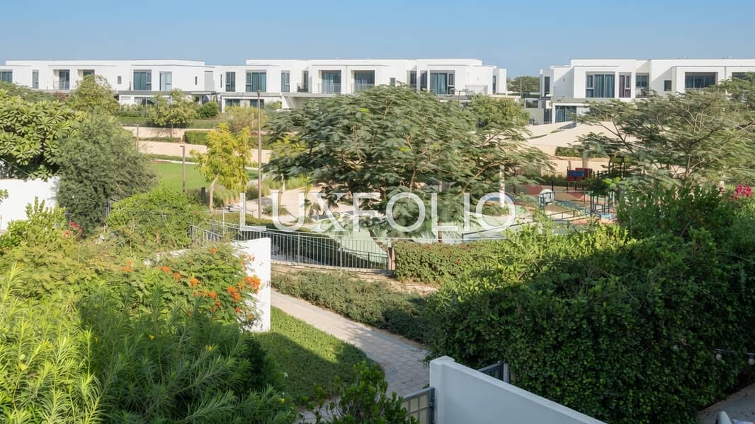 位于迪拜山庄,枫叶社区,枫叶3区 4 卧室的别墅 389000 AED - 16711528 位于迪拜山庄,枫叶社区,枫叶3区 4 卧室的别墅 389000 AED - 16711528