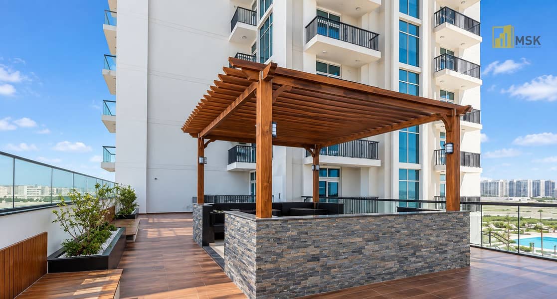12 Modern Rooftop Pergola Terrace. png