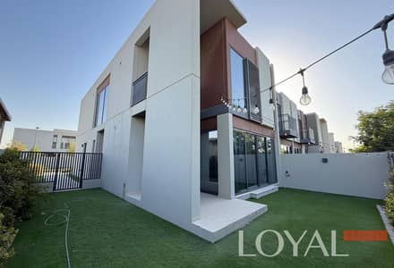 4 Bedroom Townhouse for Rent in Cherrywoods, Dubai - 8f8a003f-b89c-4b3d-b737-a4160c996598. jpg
