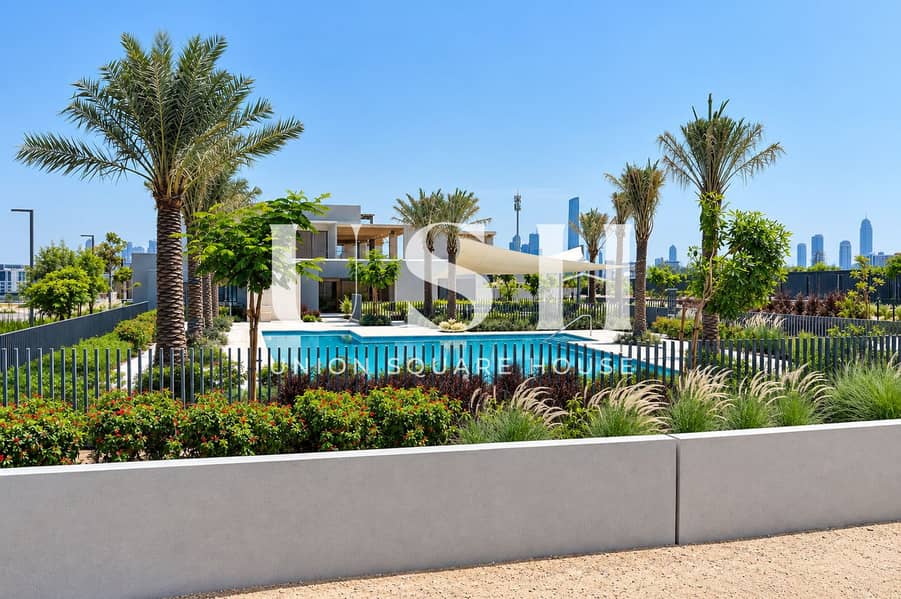 2 Upscale Poolside Oasis with City Skyline. png