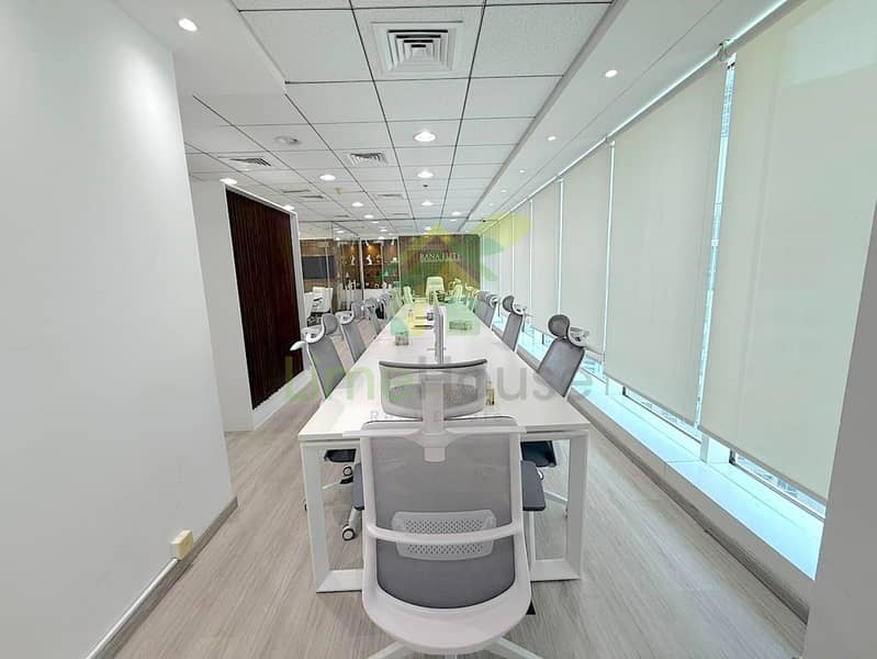7 burlington-tower-business-bay-fitted-office-workstation-area-03. jpeg