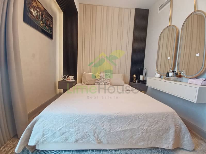 18 3-bedroom-apartment-5242-dubai-marina-bedroom-padded-headboard-vanity-mirrors-2. webp