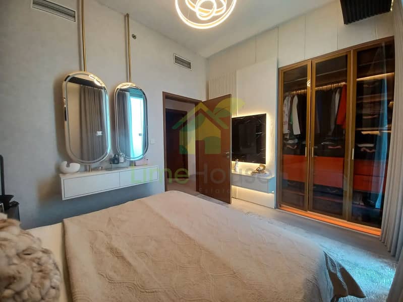 20 3-bedroom-apartment-5242-dubai-marina-bedroom-modern-light-dressing-table-wardrobe. webp