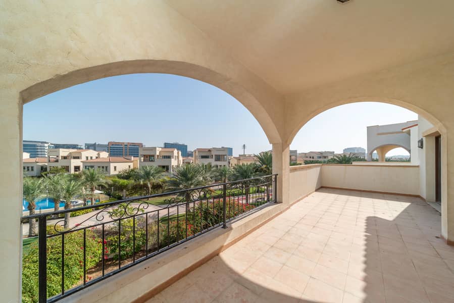 6 7R209872. jpg