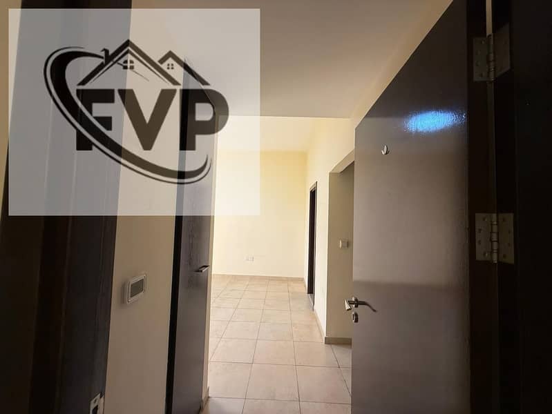 5 WhatsApp Image 2026-08-24 at 14.18. 18 (2). jpeg