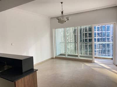 Estudio para en Alquiler en Downtown Dubai, Dubai - Apartamento en Downtown Dubai，Burj Al Nujoom, 52000 AED - 16713269
