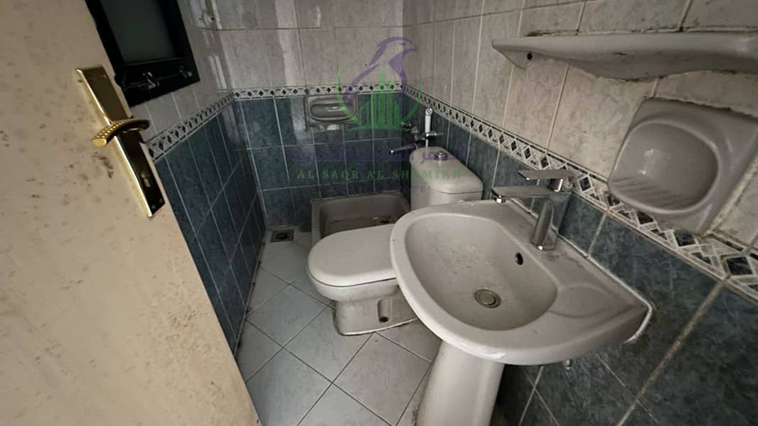 11 apartment-for-rent-2-bedroom-altaawn-alsharqa-property-04. jpg