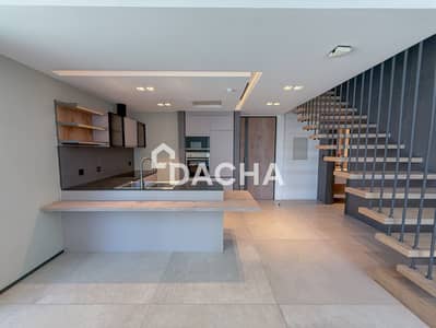 2 Bedroom Villa for Rent in Sobha Hartland, Dubai - Modern Duplex| Private elevator| Spacious Terrace