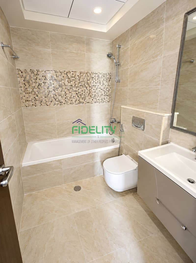 7 Modern Beige Marble Bathroom. png
