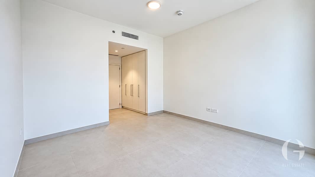 9 Image 9