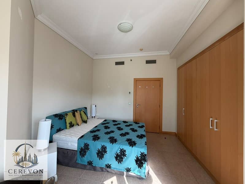 12 e7f1afa7-3ded-47ad-99da-0ab82ccd9dce. jpg