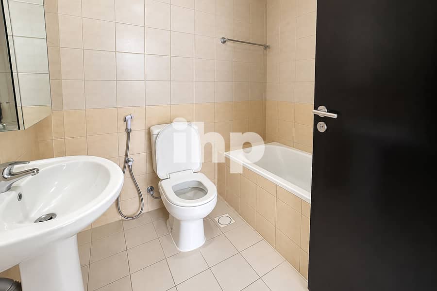 13 interior_bathroom_scene_wide_angle_well_lit_and. jpg