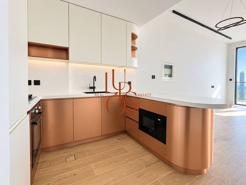 3 05_Lupos_Luxury_Portal. jpg