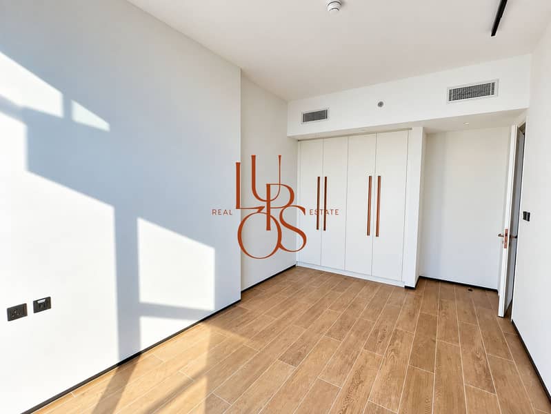 4 11_Lupos_Luxury_Portal. jpg