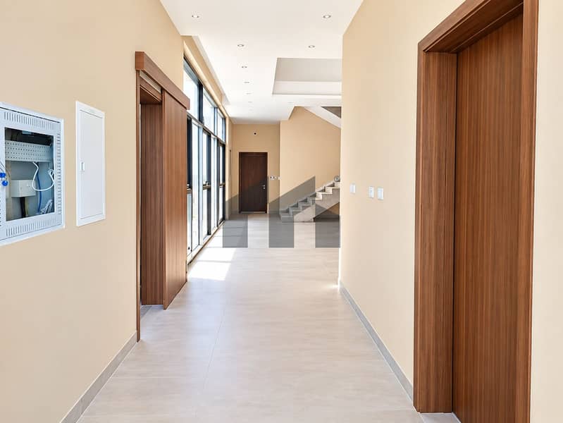 Spacious 5BR | Modern design | High finishing Spacious 5BR | Modern design | High finishing